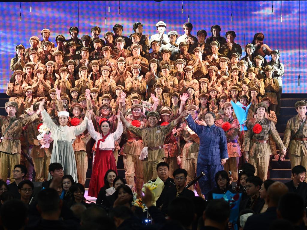 泪洒中江！《同心结》唱响英雄故里