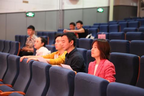 说明: CO6A7738