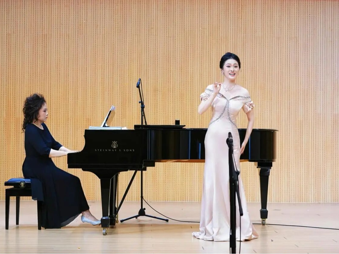 郑巩洋副教授艺术指导学生实践音乐会成功举办