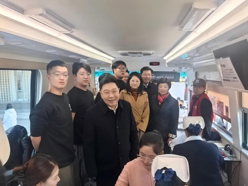 我校2025年度大学生无偿献血工作顺利完成