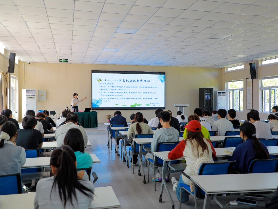 5·25心理健康月丨以乐润心筑防线 朋辈赋能共成长——我校心理教师应邀赴天津机电职业技术学院开展心理委员专题培训