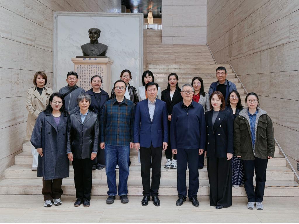 天津市艺体类高校英语课程思政与科研创新发展研讨会在我校举办