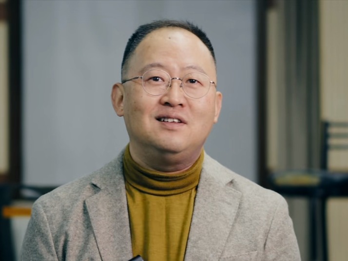 王绍武副院长接受媒体专访 畅谈音乐人才培养