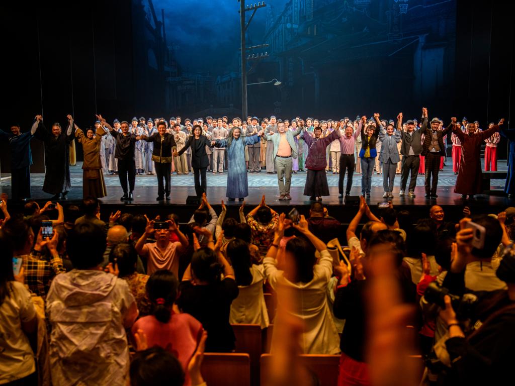 赢得满堂喝彩！天津音乐学院民族歌剧《二泉》首轮演出圆满落幕！