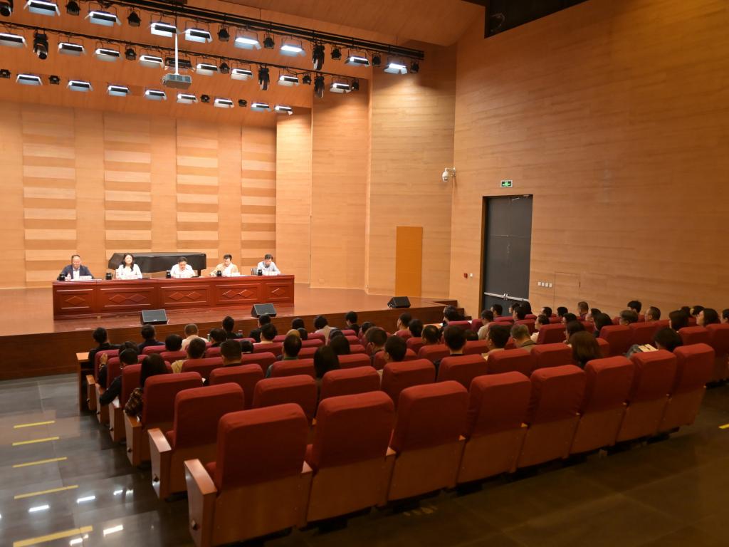 党委常委会暨党的建设工作领导小组扩大会议召开