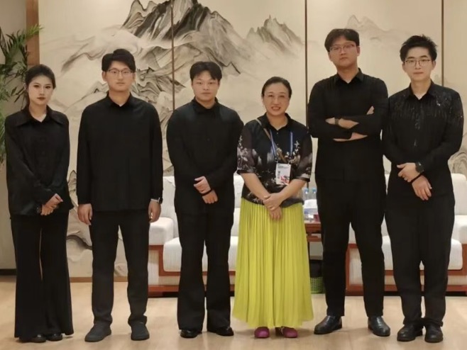 鼓振盛夏 青春作答——民乐系天鼓琴律打击乐团2026暑期艺术实践纪实