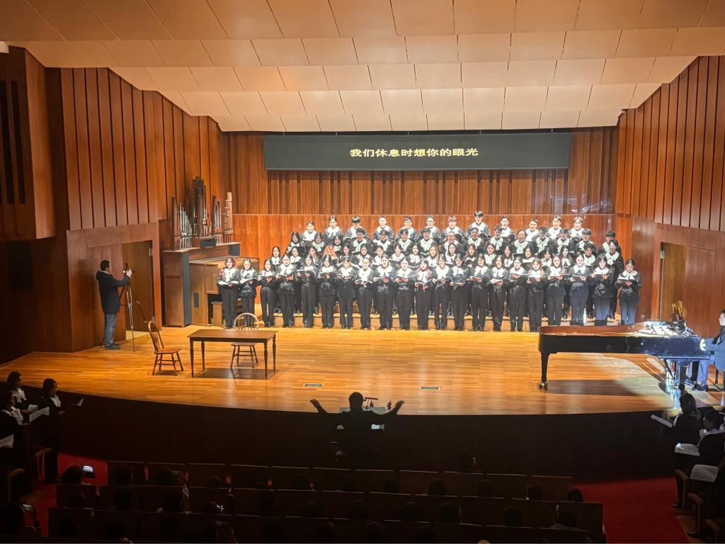 《乡村骑士》教学版音乐会倾情上演 校际协作开辟育人新篇章