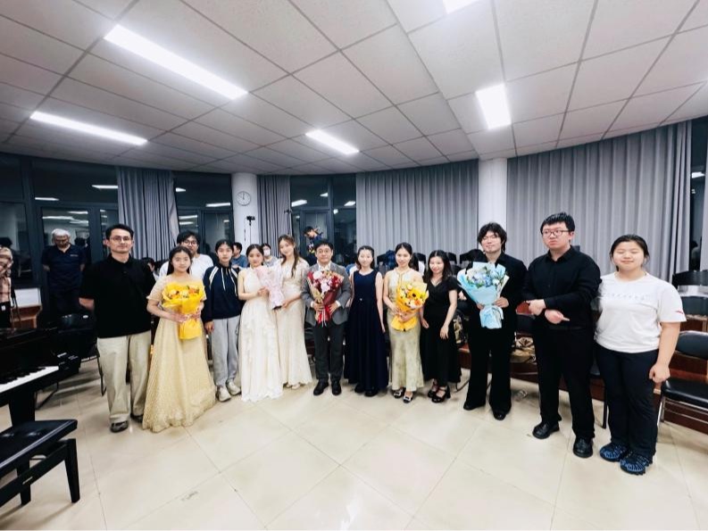 钢琴系刘昭智副教授赴天津大学开展钢琴学派发展艺术史工作坊系列活动