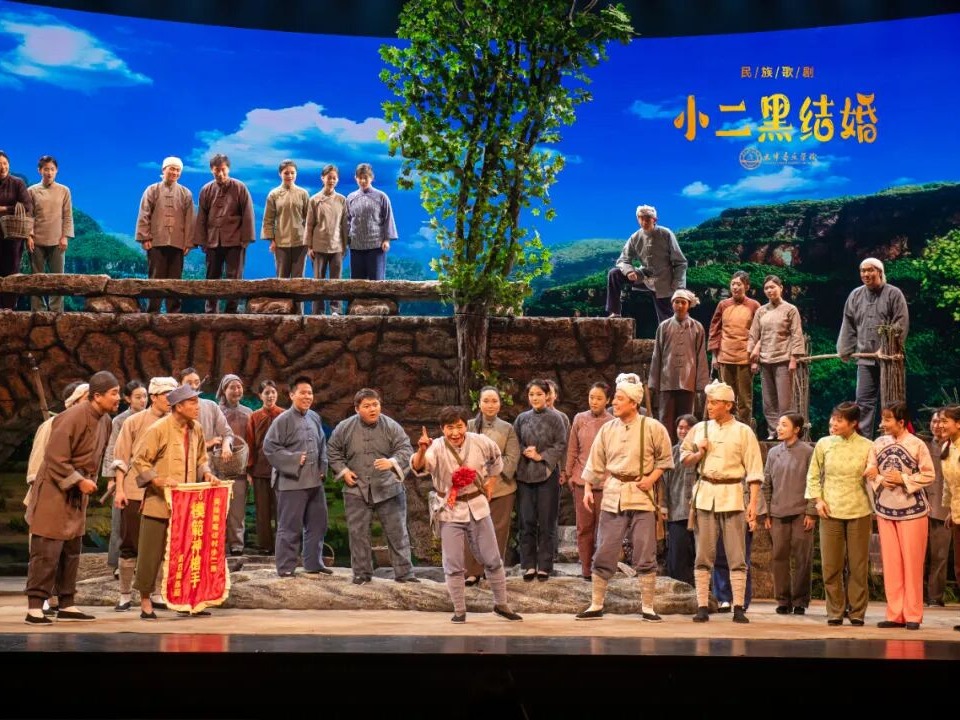 倒计时5天丨双卡司全亮相！主演一句话推介《小二黑结婚》