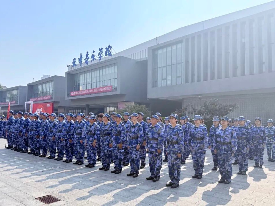 迷彩青春丨砺训彰本色，迷彩绽芳华