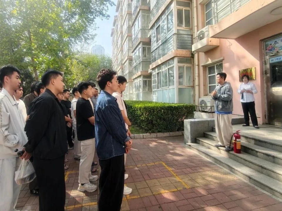 筑牢安全防线 护航平安校园 | 党委学工部开展2026年秋季学期学生宿舍消防疏散专题培训