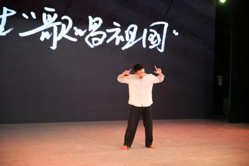 说明: CO6A7747