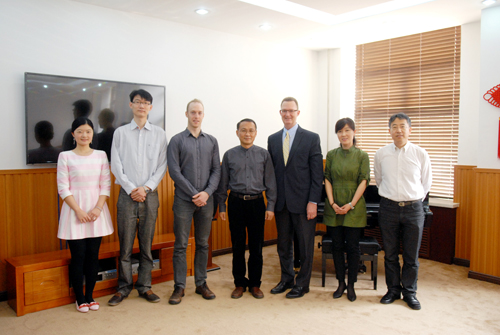 杨百翰大学与里昂学院本科教学质量对比